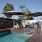 Maylands Villa Playa Blanca